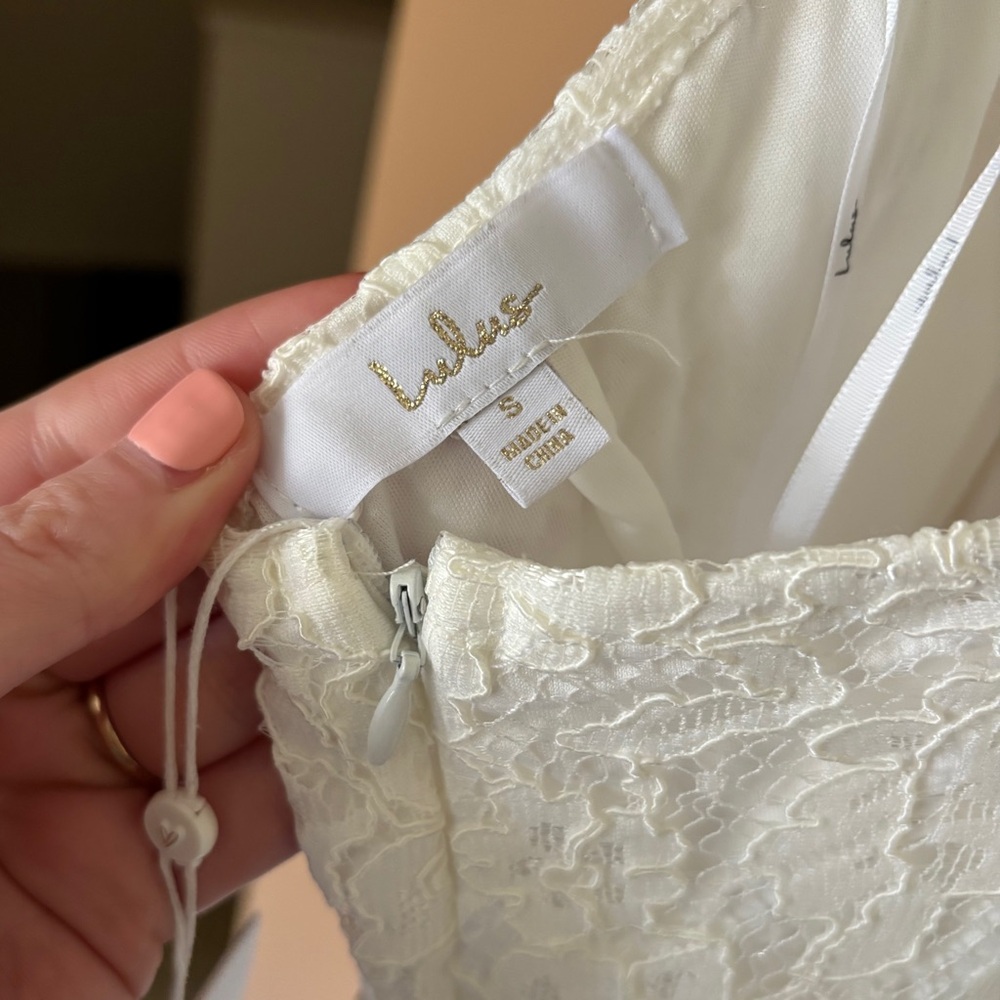 Lulu’s Devoted to Bliss White Lace Cap Sleeve Cutout Trumpet Maxi Dress - Picture 10 of 11